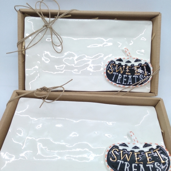 Mud pie set of 2 Halloween snack plates - Picture 2 of 12